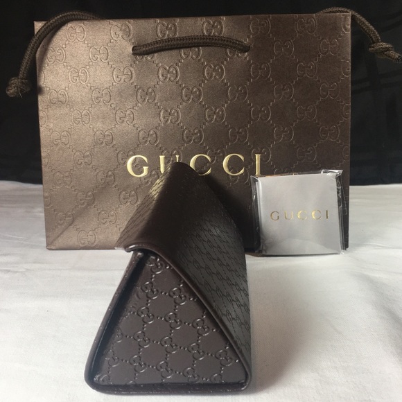 Gucci NEW sunglass case,cleaning cloth & Gucci bag - Picture 3 of 7